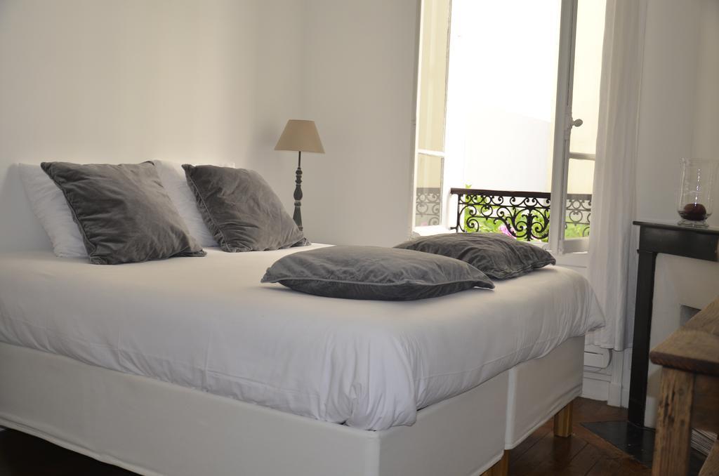 La Cour Du 5eme - D'hotes Bed & Breakfast Paris